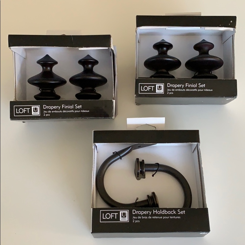 New Loft Umbra Drapery Finial Set & holdback set